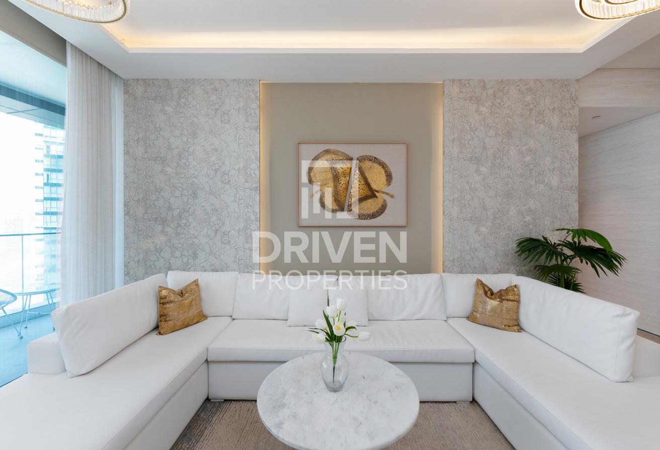 Elite Modern Unit | Dubai Eye View | Furnished photo 6