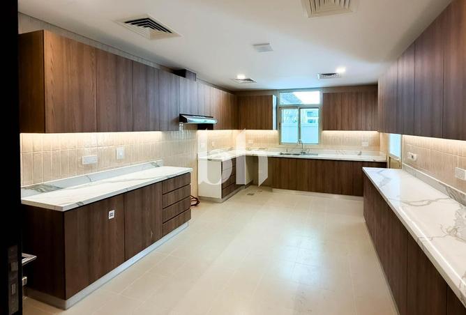 16220439 - Property Image 2