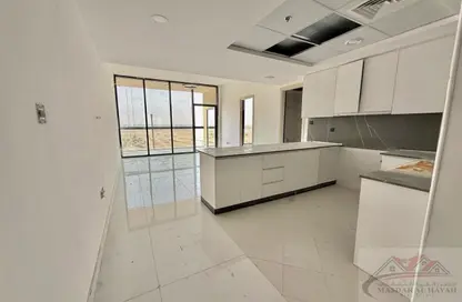 شقة - غرفة نوم - 2 حمامات للايجار في C تلال سيتي - تلال سيتي - الشارقة