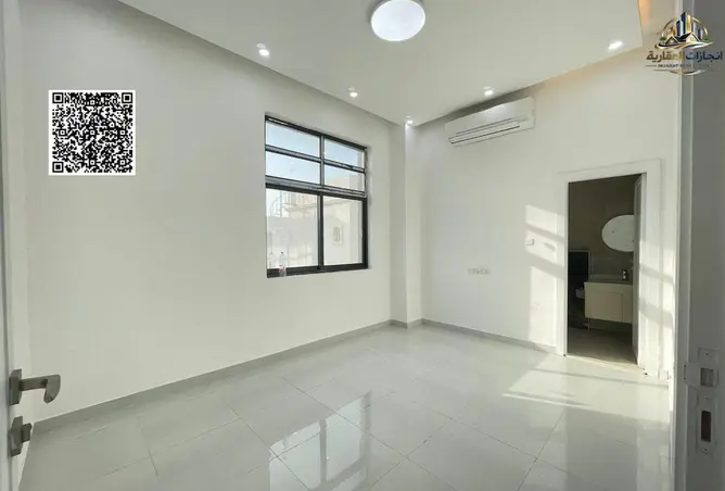 160983166 - Property Image 3