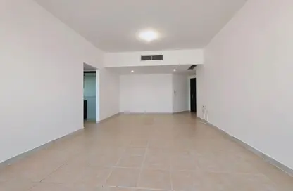 شقة - غرفة نوم - 1 حمام للايجار في الشارع الثاني - شارع المطار - أبوظبي