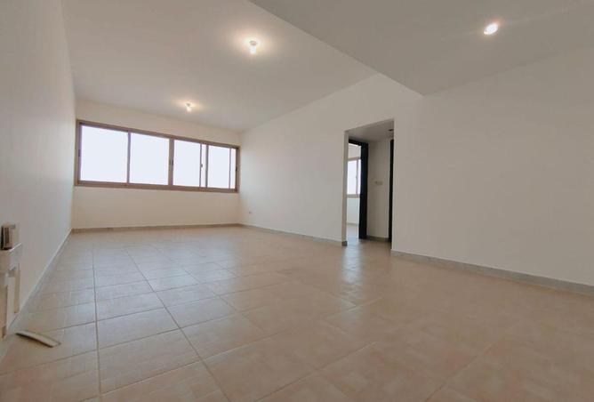 64403818 - صورة العقار 2