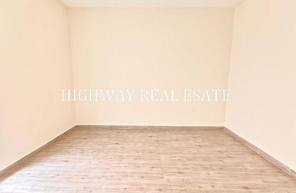 Apartment - 2 Bedrooms - 3 Bathrooms for rent in Muwaileh 29 Building - Muwaileh - Sharjah