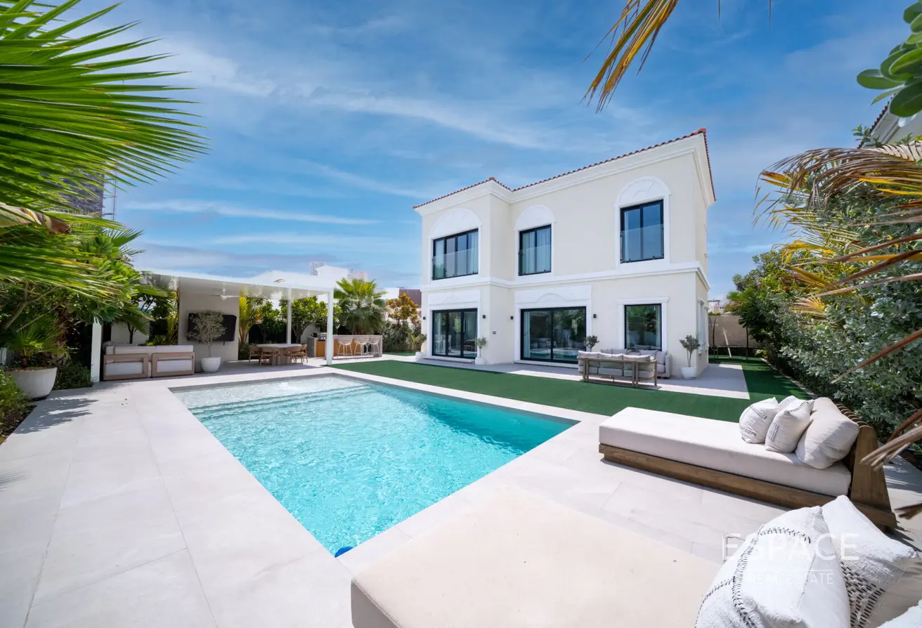152861244 - Property Main Image