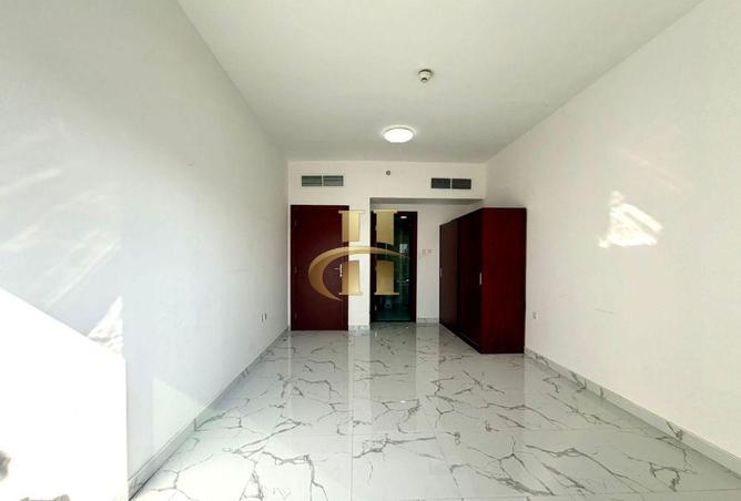 71900813 - Property Image 3