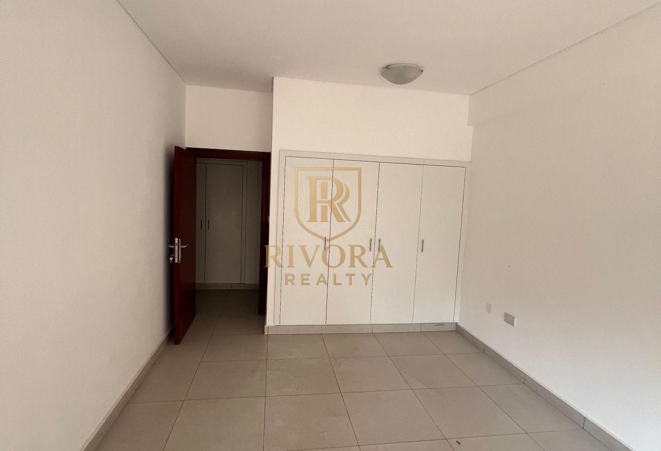 2 BHK | BALCONY | PRIME LOCATION photo 14