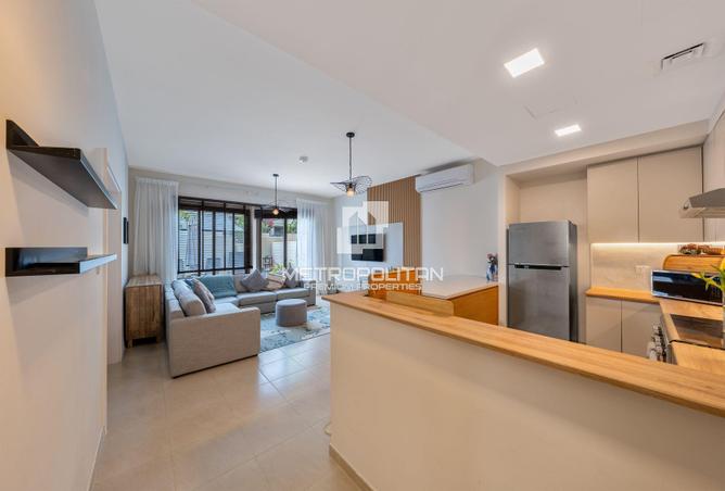 82810367 - Property Main Image