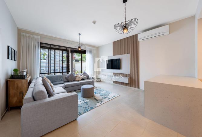 82810367 - Property Image 2