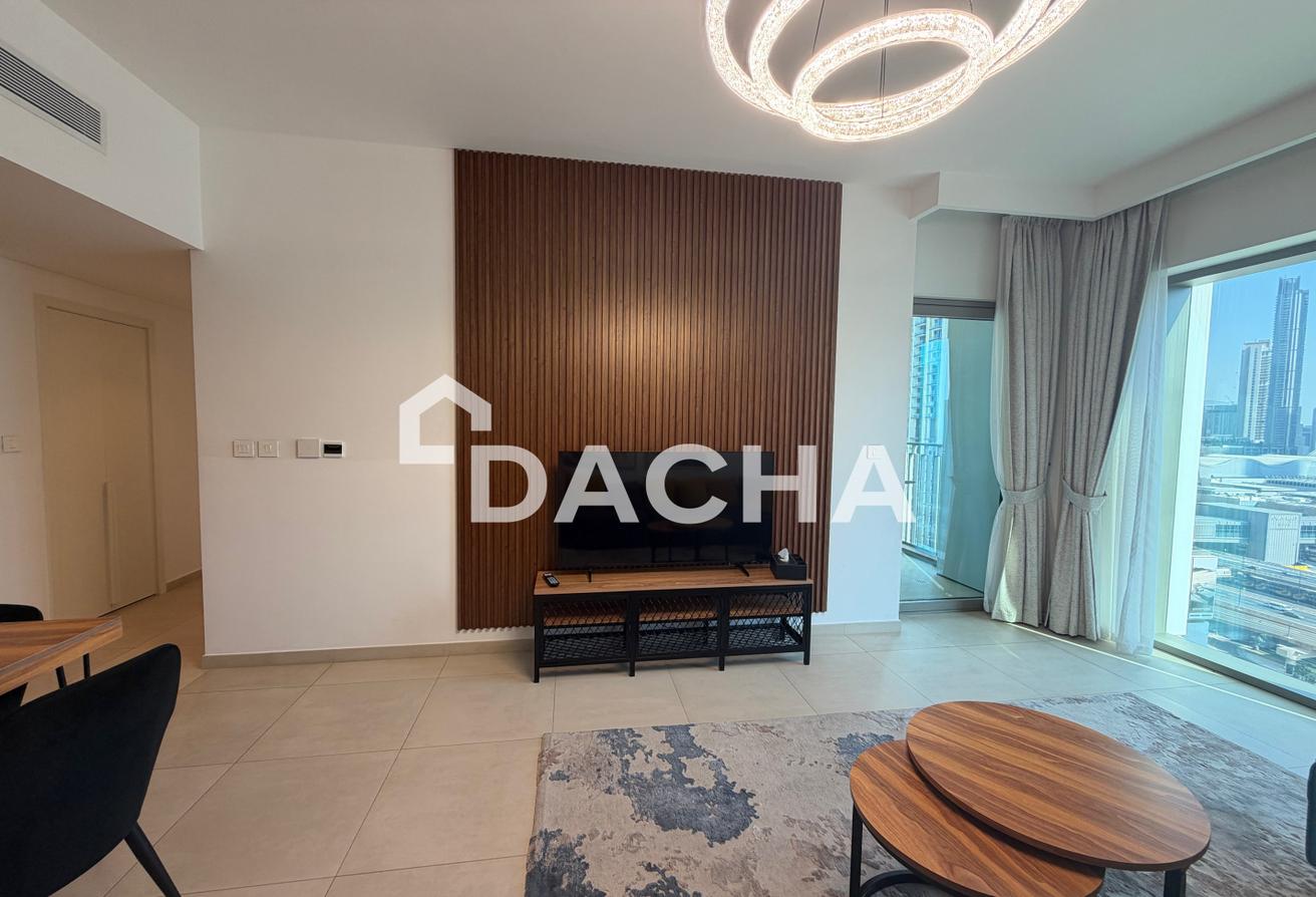 Burj Khalifa View | Fully Furnished | Vacant photo 4