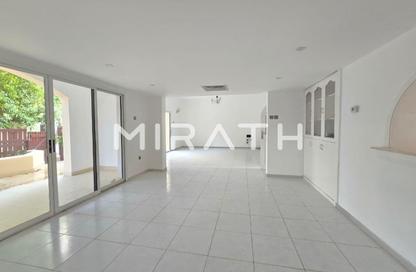 Villa - 4 Bedrooms - 4 Bathrooms for rent in Jumeirah 3 Villas - Jumeirah 3 - Jumeirah - Dubai