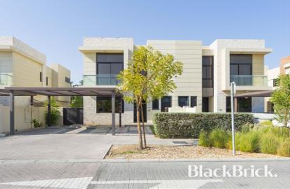 Townhouse - 4 - 5 for rent in Pelham - Akoya Park - Damac Hills - Dubai