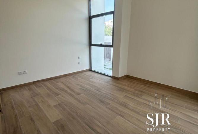 56156092 - Property Image 3