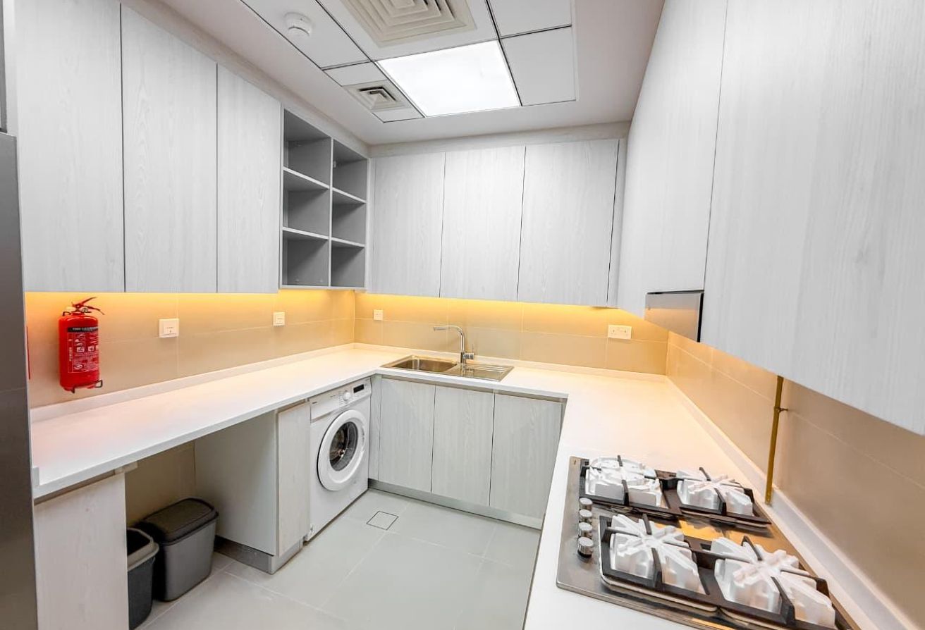 2 bedroom apartment in Century Tower, Business Bay: 11