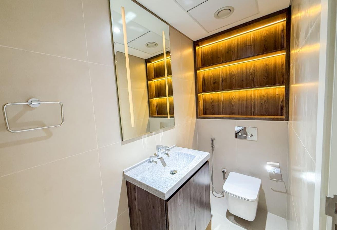 2 bedroom apartment in Century Tower, Business Bay: 16