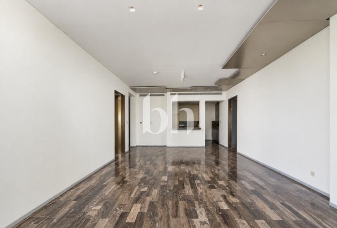 Vacant | Sea View | Unfurnished photo 2