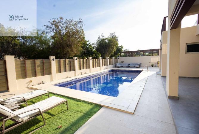 56938009 - Property Image 2