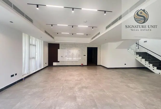 156926742 - Property Image 2