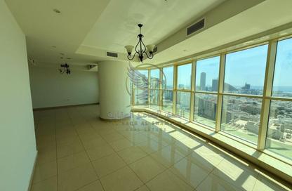 Apartment - 3 Bedrooms - 4 Bathrooms for rent in Al Majaz 3 - Al Majaz - Sharjah