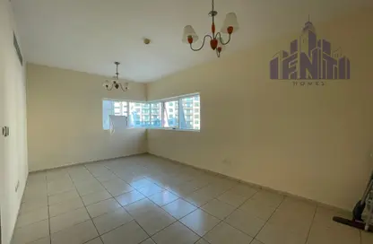 Apartment - 2 Bedrooms - 2 Bathrooms for rent in Axis Residence 2 - Axis Residence - Dubai Silicon Oasis - Dubai