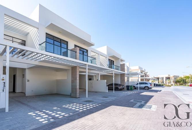 73854182 - Property Main Image