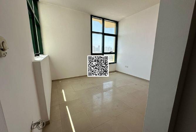 87047352 - صورة العقار 3
