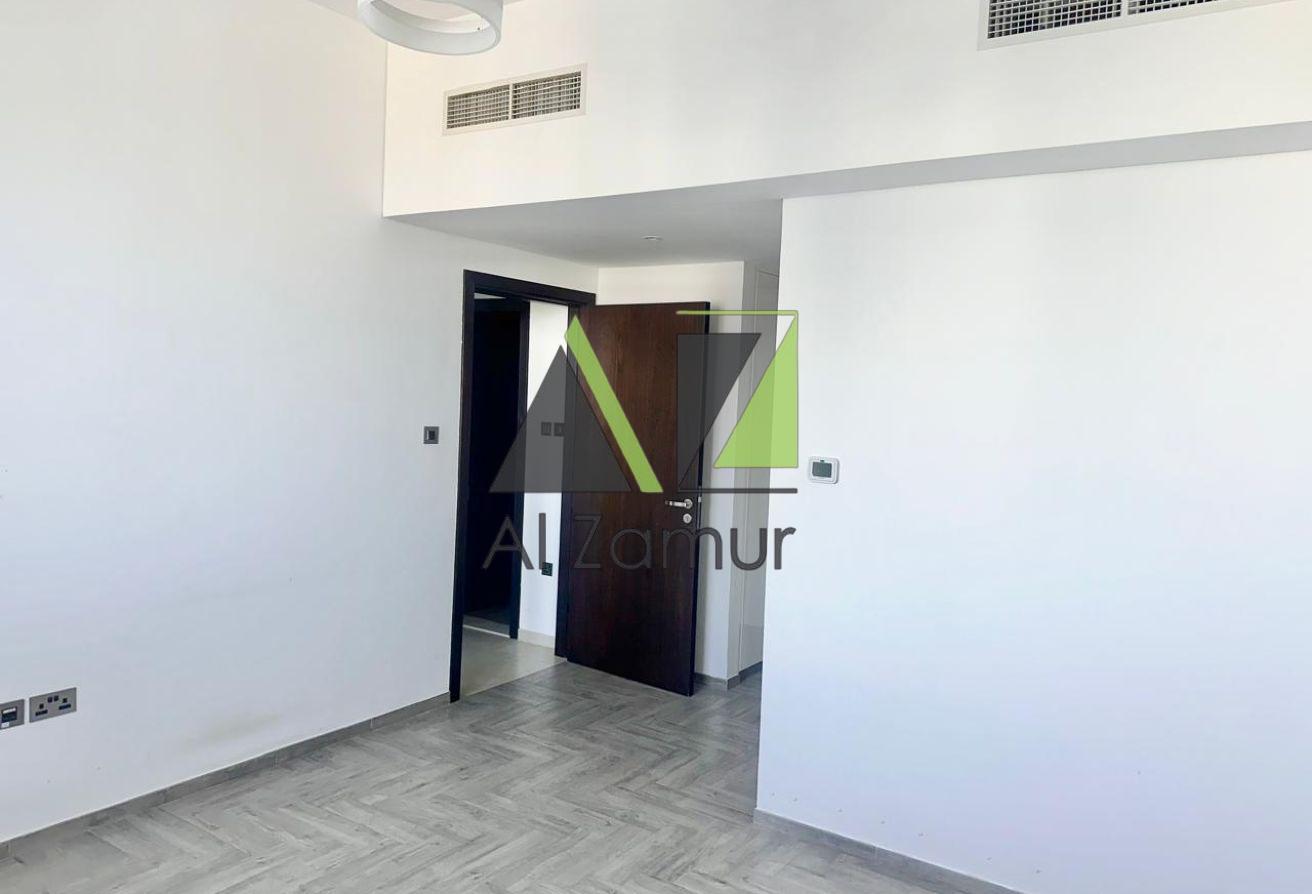 LAVISH 2BR+LAUNDRY | FITTED KITCHEN | HUGE LAYOUT photo 6