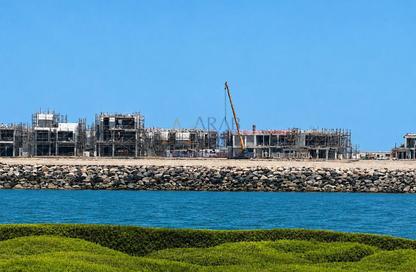 Villa - 5 Bedrooms - 6 Bathrooms for sale in Bay Villas - Dubai Islands - Dubai