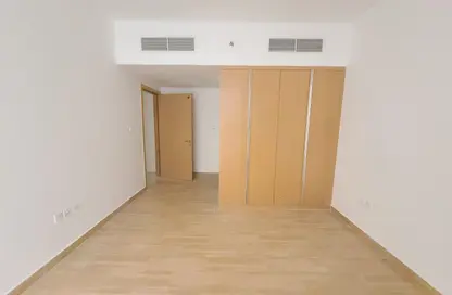 شقة - غرفة نوم - 2 حمامات للايجار في مبنى جي جي كو مويلح - تجارية مويلح - الشارقة