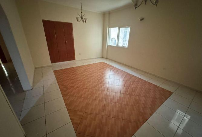 87874833 - Property Main Image