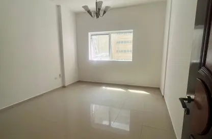 Apartment - 1 Bedroom - 1 Bathroom for rent in Al Khan Lagoon Tower - Al Khan Lagoon - Al Khan - Sharjah