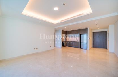 Apartment - 1 - 1 for rent in Palace Beach Residence Tower 2 - Palace Beach Residence - Emaar Beachfront - Dubai Harbour - Dubai