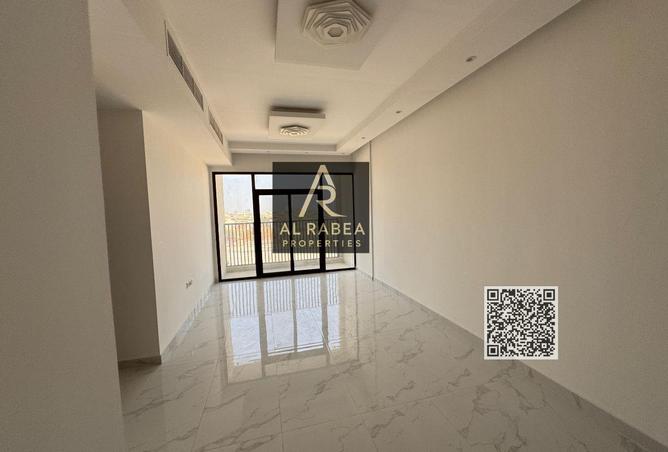 84063833 - Property Image 3