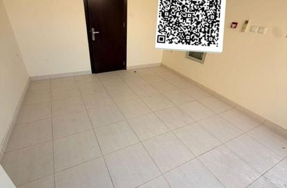 Shop - Studio - 1 Bathroom for rent in Al Musalla - Al Gharb - Sharjah