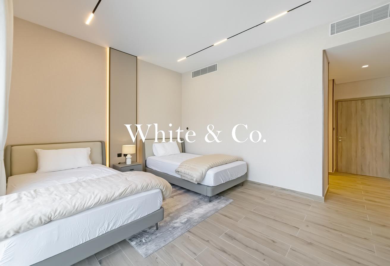 Smart Home | Fully Upgraded | Furnished photo 11