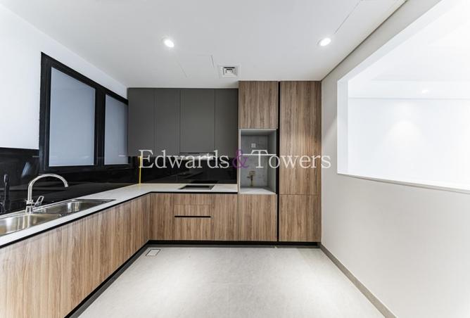 92696632 - Property Image 2