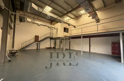 مستودع - استوديو - 1 حمام للايجار في المنطقة الصناعية رقم 10 - المنطقة الصناعية بالشارقة - الشارقة مستودع - استوديو - 1 حمام للايجار في المنطقة الصناعية رقم 10 - المنطقة الصناعية بالشارقة - الشارقة