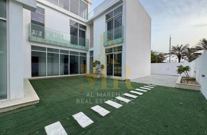 Villa - 5 Bedrooms - 7 Bathrooms for sale in Golf Community - Al Zorah - Ajman