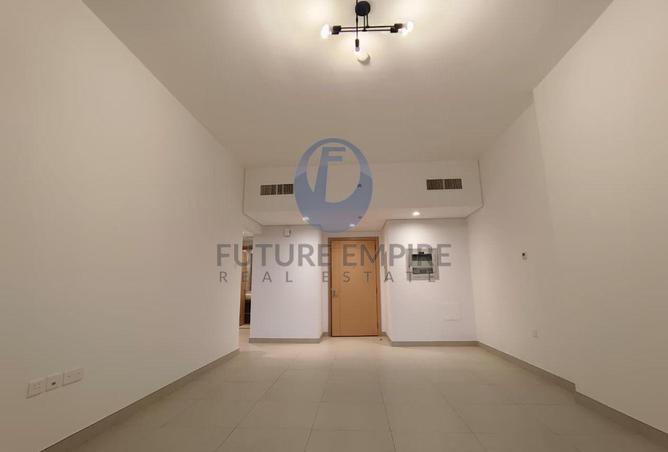 73737691 - Property Image 3