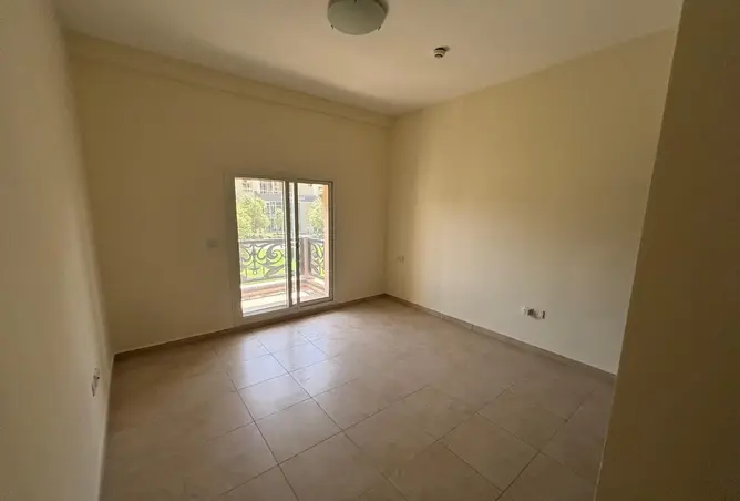 158251109 - Property Image 2