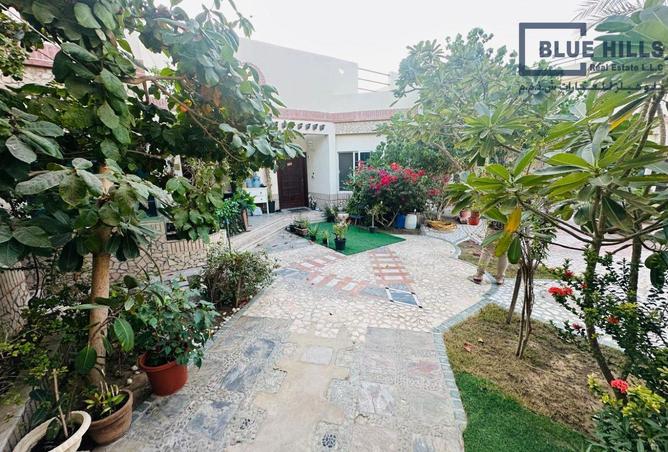 83215340 - Property Image 3