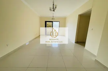 Apartment - 3 Bedrooms - 3 Bathrooms for rent in Muwailih Building - Muwaileh - Sharjah