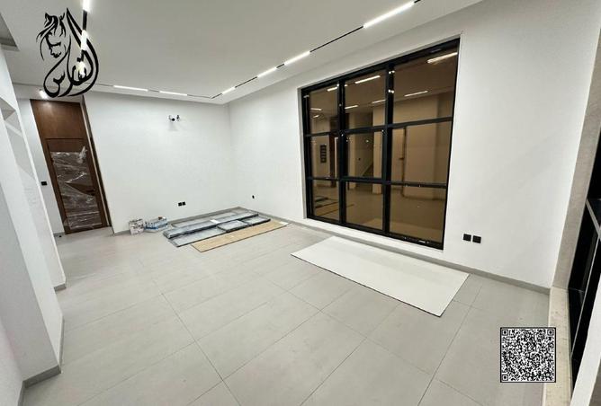 56160803 - Property Image 2