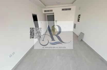 Apartment - 1 Bedroom - 2 Bathrooms for rent in Al Jurf 3 - Al Jurf - Ajman Downtown - Ajman