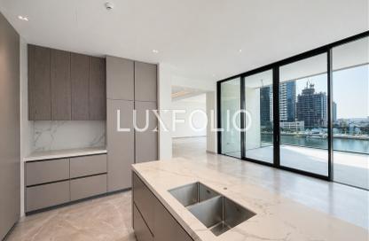 Duplex - 4 - 6 for sale in Peninsula Four - Peninsula - Business Bay - Dubai