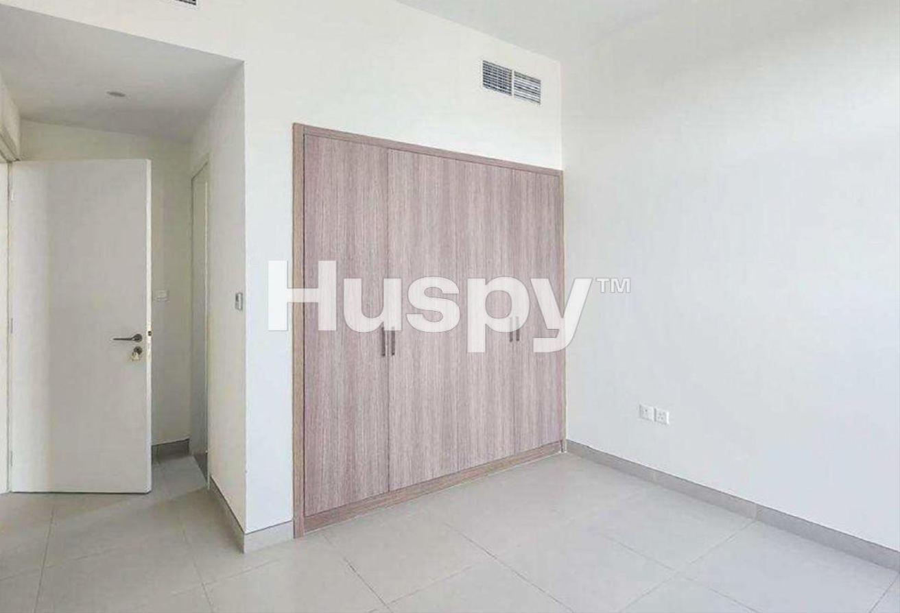 Largest Plot | Corner Unit | Vacant photo 7