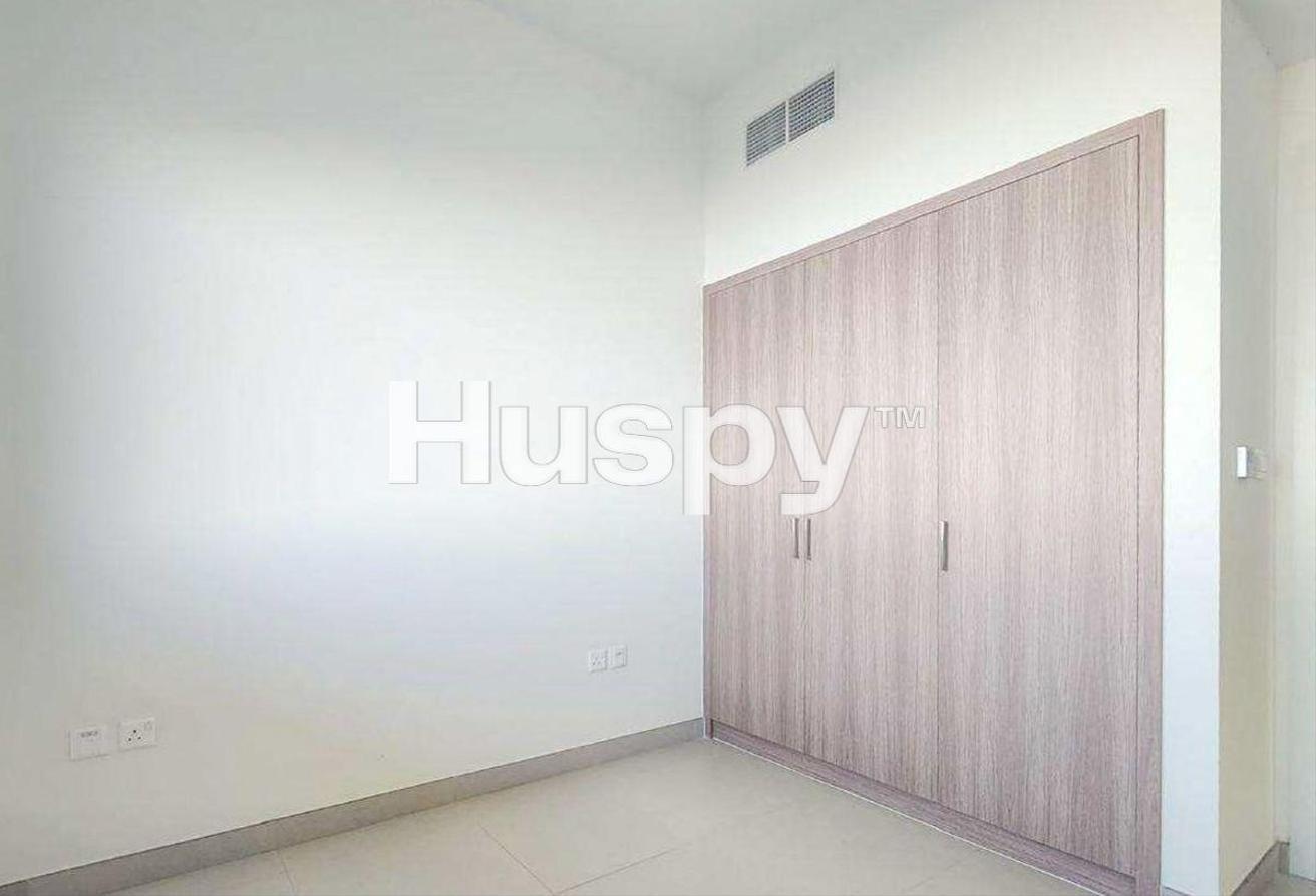 Largest Plot | Corner Unit | Vacant photo 10