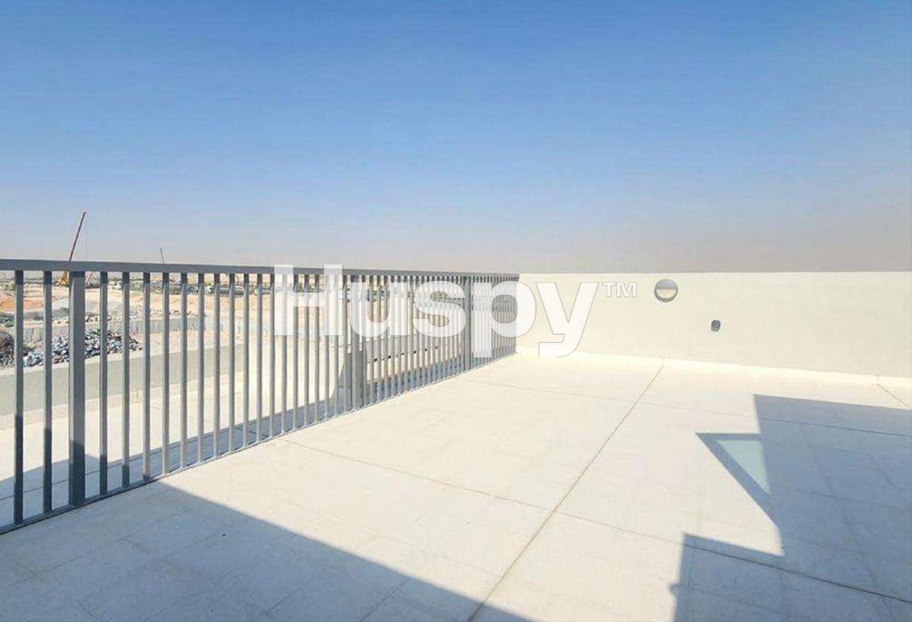 Largest Plot | Corner Unit | Vacant photo 13
