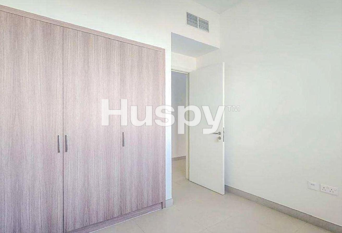Largest Plot | Corner Unit | Vacant photo 8