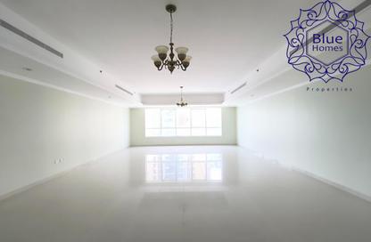 Apartment - 4 - 5 for rent in Robot Park Tower - Al Khan - Sharjah Apartment - 4 - 5 for rent in Robot Park Tower - Al Khan - Sharjah