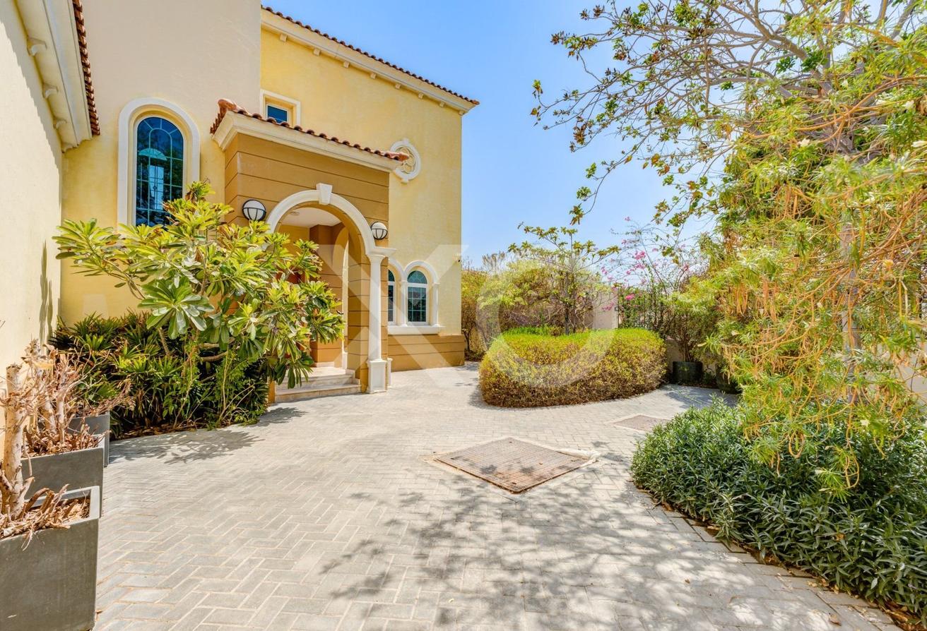Huge Plot | Private Pool | Upgraded photo 25